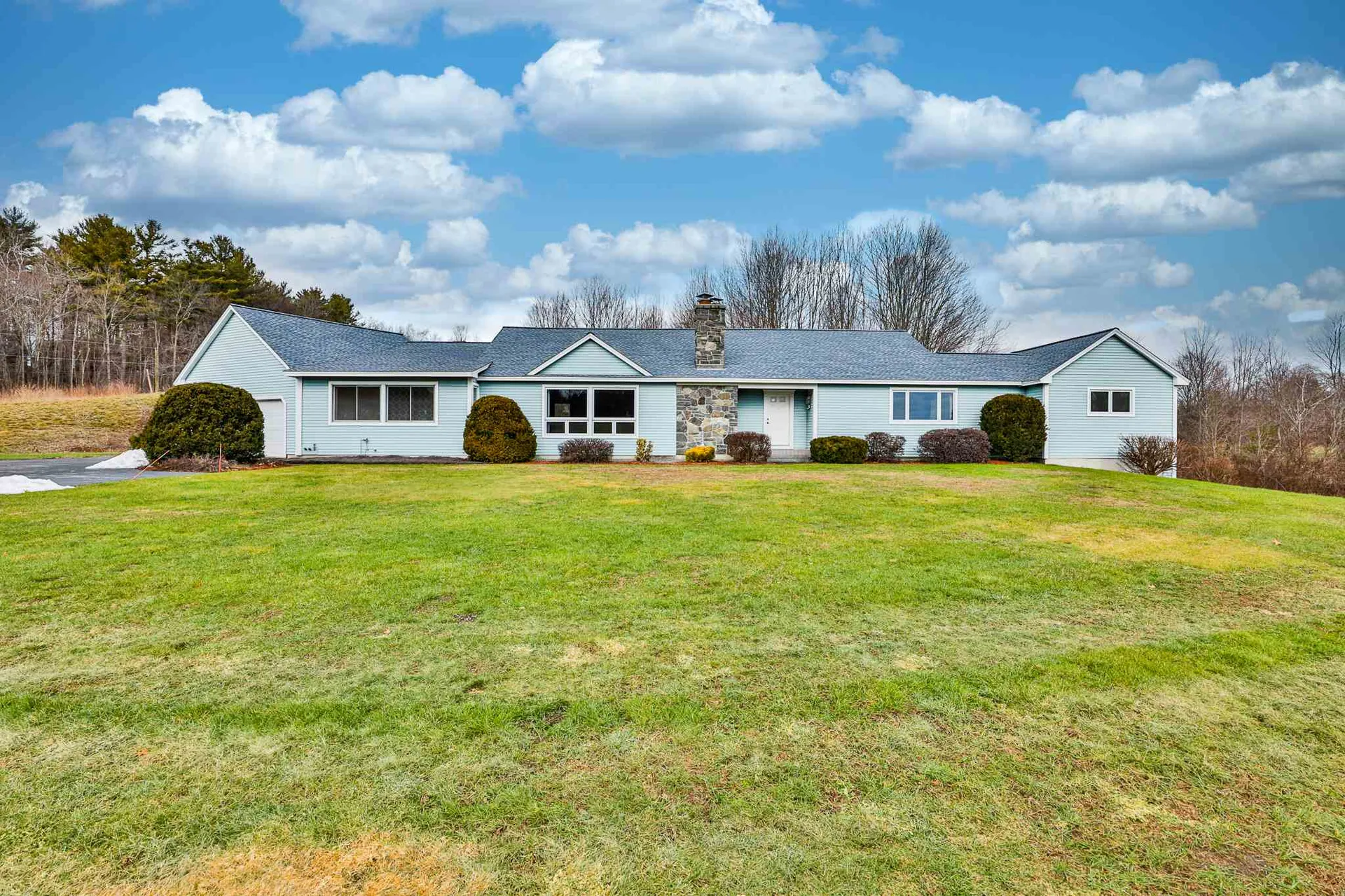 285 Pine Hill Road Hollis NH 03049