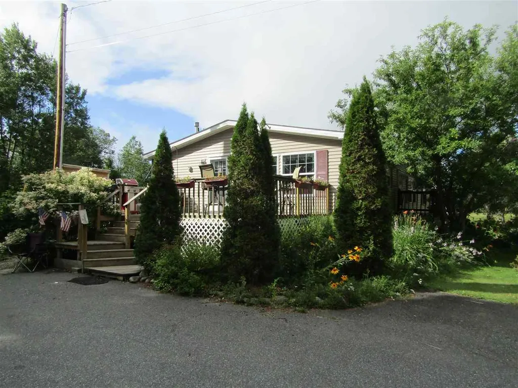 600 French Pond Road Haverhill NH 03774