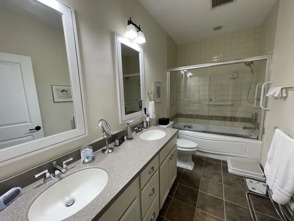 70 Maple Street Middlebury VT 05753