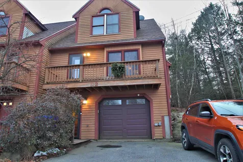 11b Hedgerow Drive Hudson NH 03051