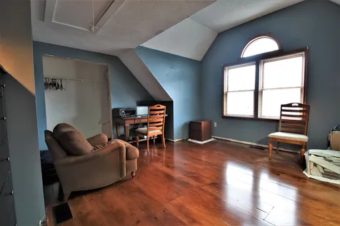 11b Hedgerow Drive Hudson NH 03051