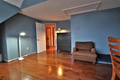 11b Hedgerow Drive Hudson NH 03051