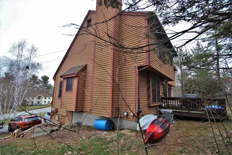11b Hedgerow Drive Hudson NH 03051