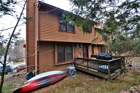 11b Hedgerow Drive Hudson NH 03051