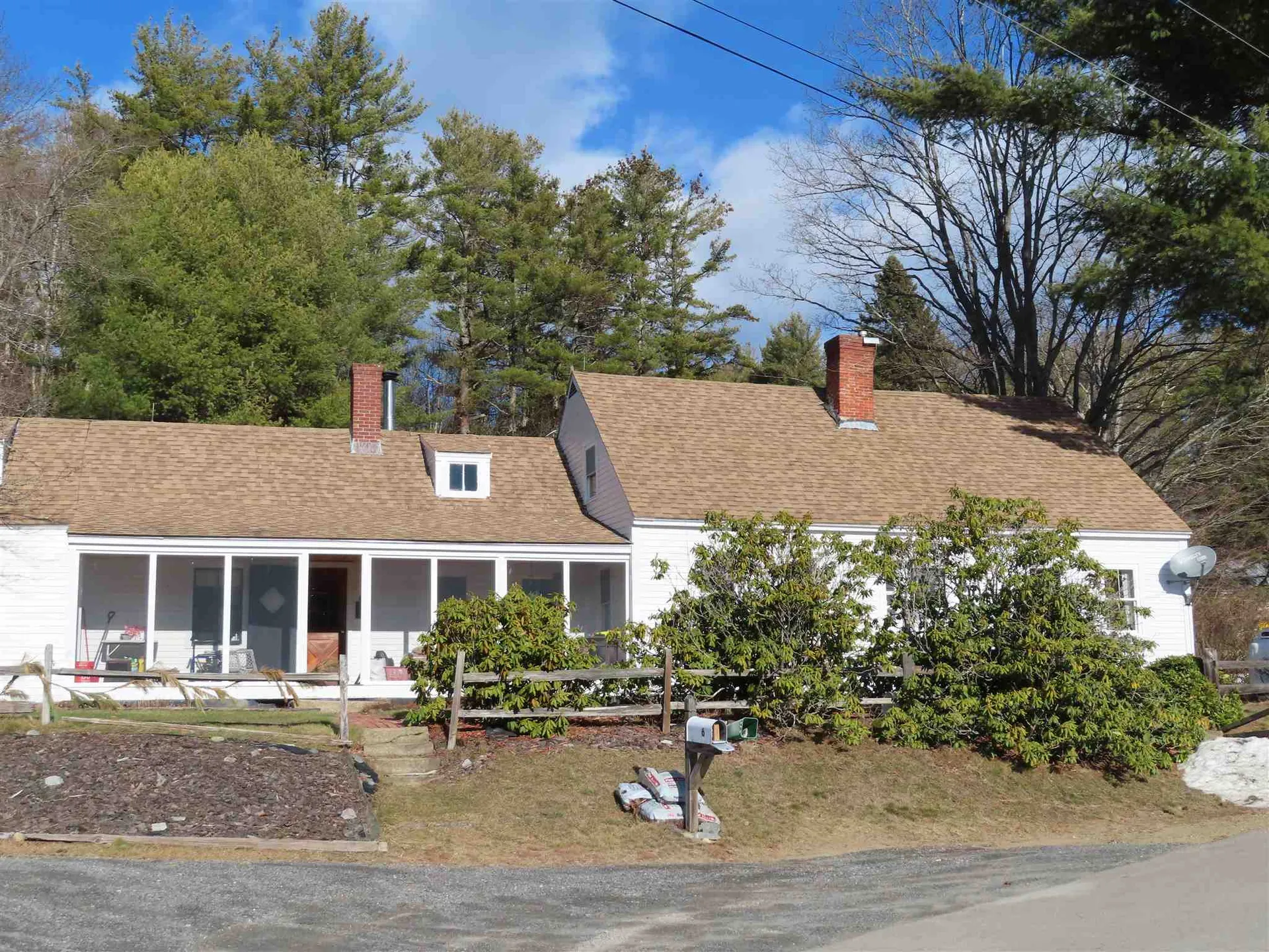 6 Roxbury Road Harrisville NH 03450