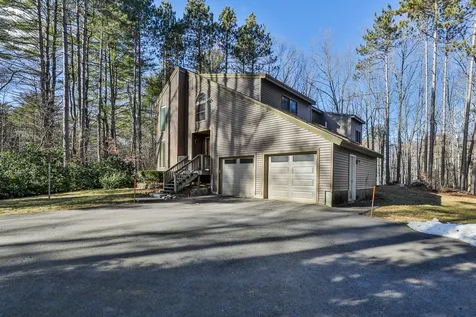 29 Red Pine Road Danville NH 03819