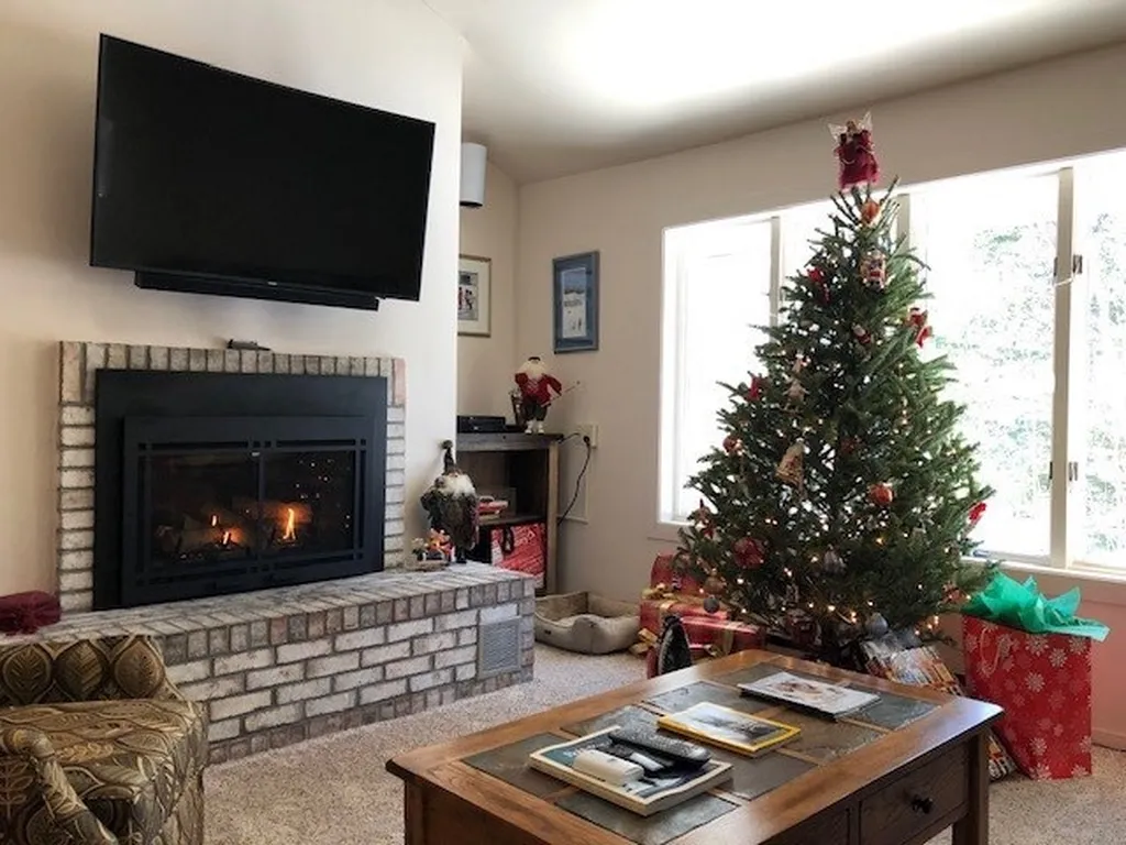 9 Paradise Way Warren VT 05674