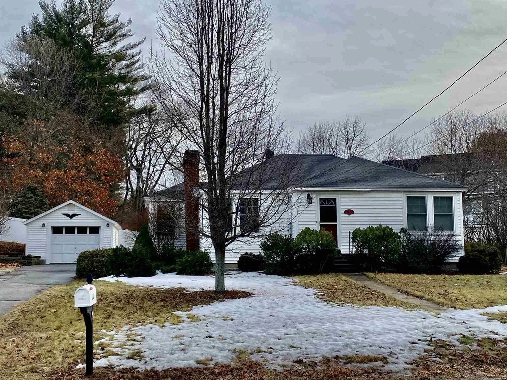 1293 River Road Manchester NH 03104