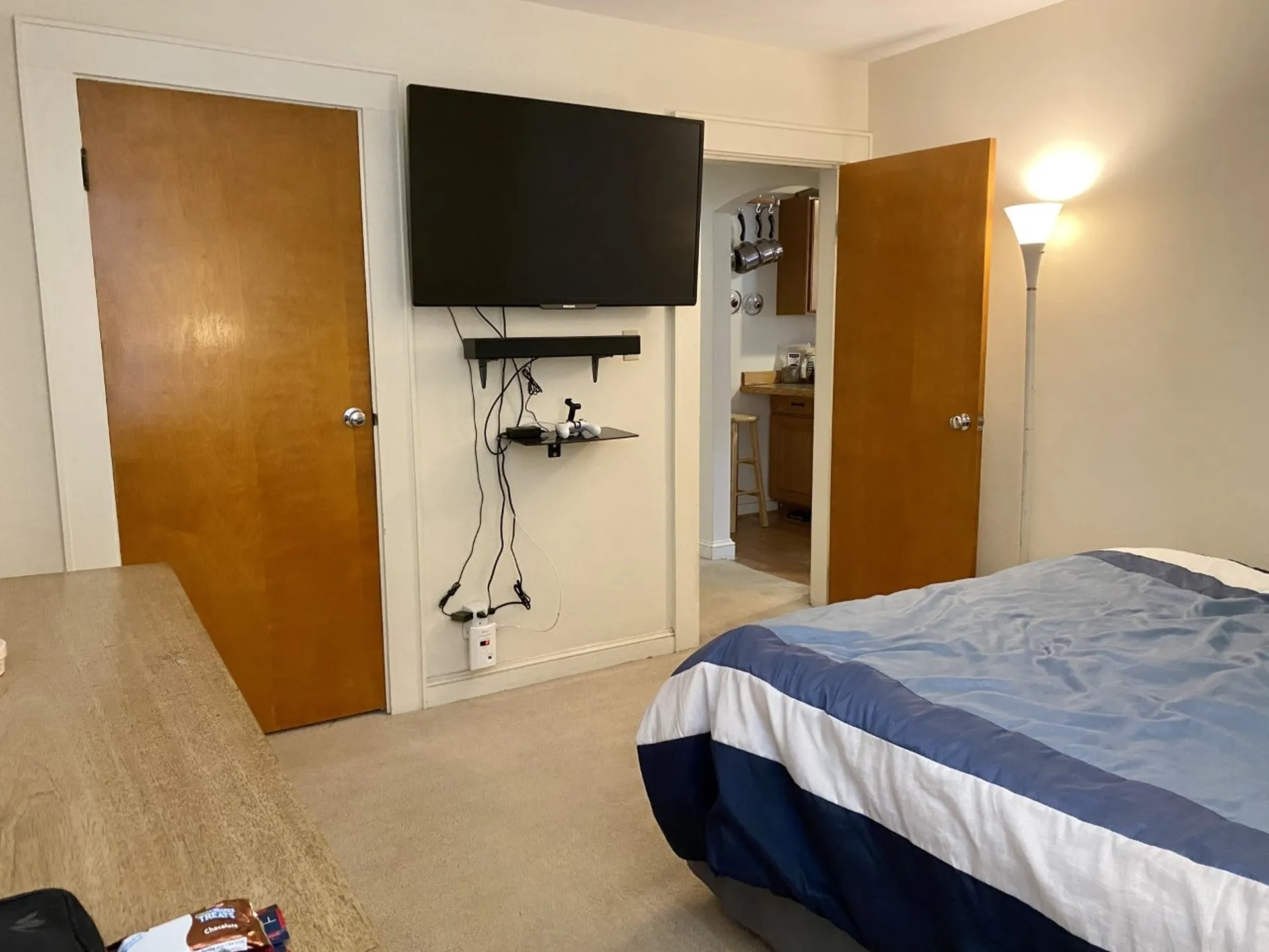 1293 River Road Manchester NH 03104