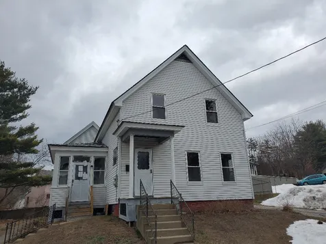 15 Irving Street Laconia NH 03246