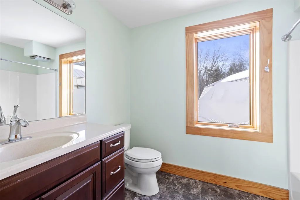 295 Durham Point Road Durham NH 03824