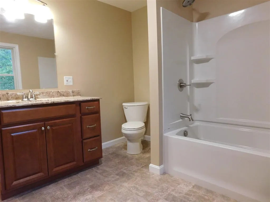 7 Perkins Avenue Farmington NH 03835