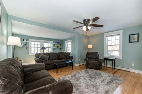 5 Wallingford Street Dover NH 03820