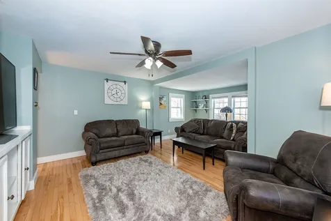 5 Wallingford Street Dover NH 03820