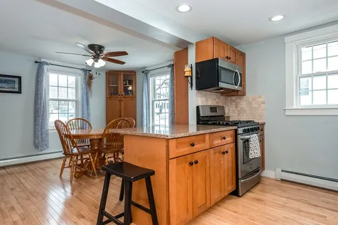 5 Wallingford Street Dover NH 03820