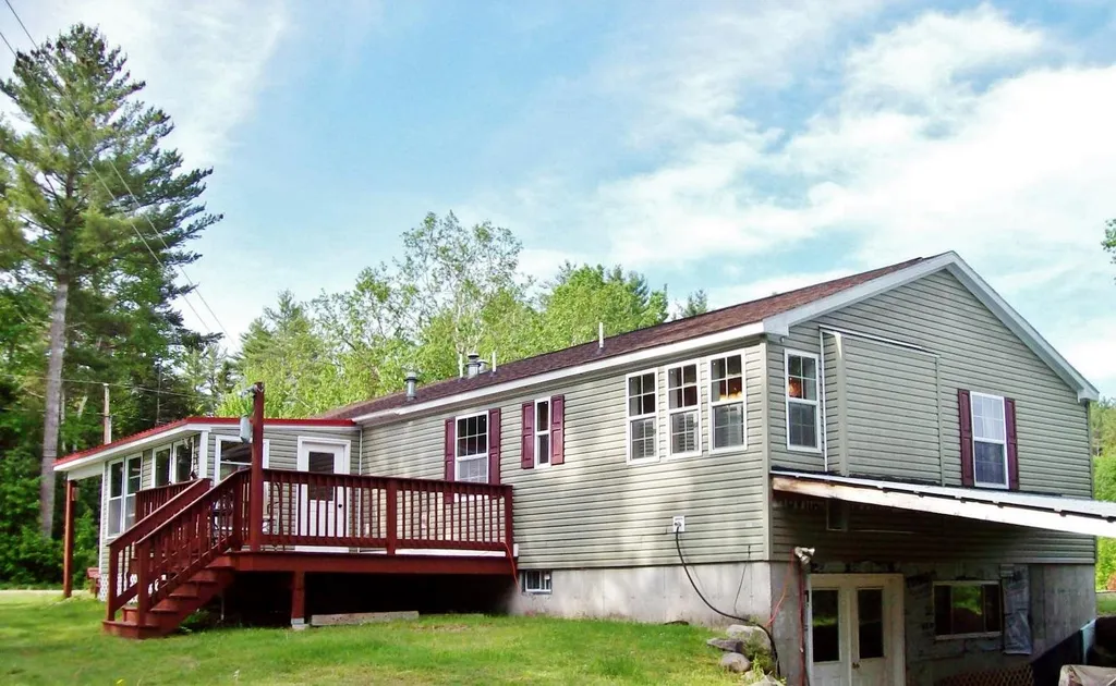 88 Lang Road Milan NH 03588