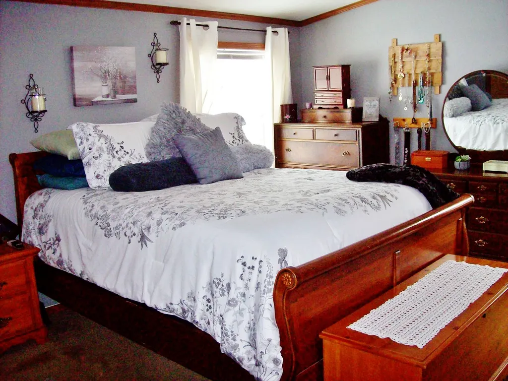 88 Lang Road Milan NH 03588