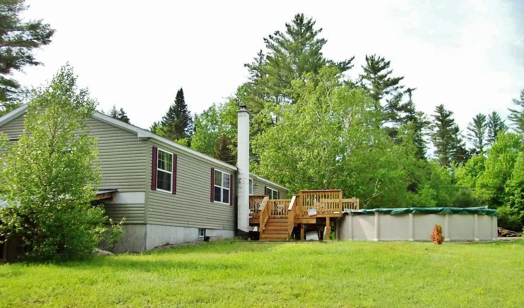 88 Lang Road Milan NH 03588