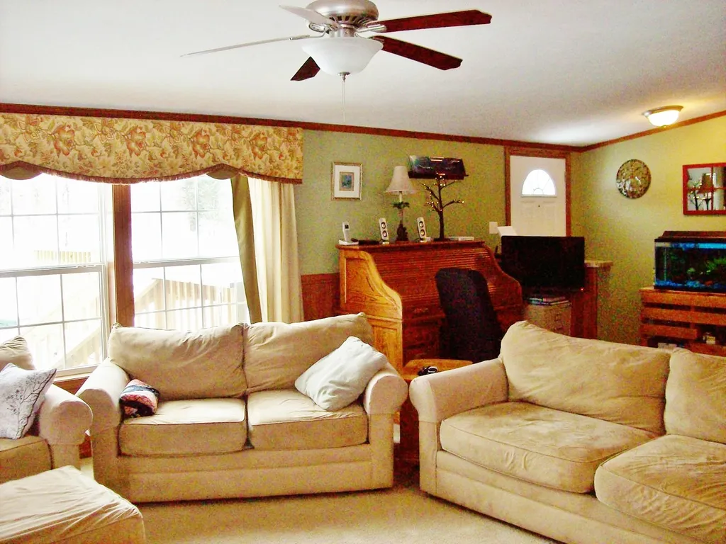 88 Lang Road Milan NH 03588
