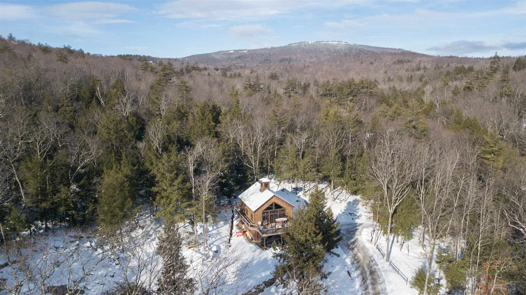 302 Cheney Road Newbury NH 03255