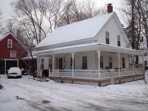 11 Chestnut Street Claremont NH 03743