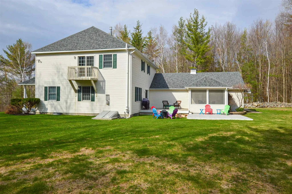 91 Prospect Ridge Clarendon VT 05759