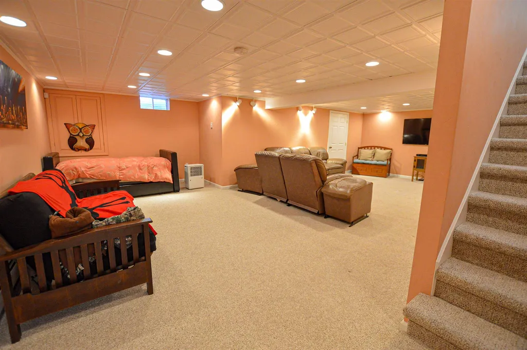 91 Prospect Ridge Clarendon VT 05759