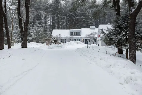 6 Meadow Lane Hanover NH 03755
