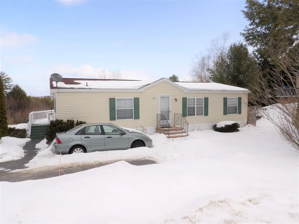 75 Dudley Circle Laconia NH 03246