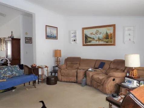 75 Dudley Circle Laconia NH 03246