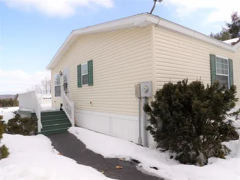 75 Dudley Circle Laconia NH 03246