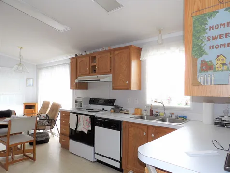 75 Dudley Circle Laconia NH 03246
