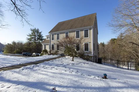 90 Beech Hill Road Exeter NH 03833