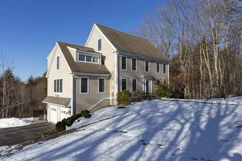 90 Beech Hill Road Exeter NH 03833