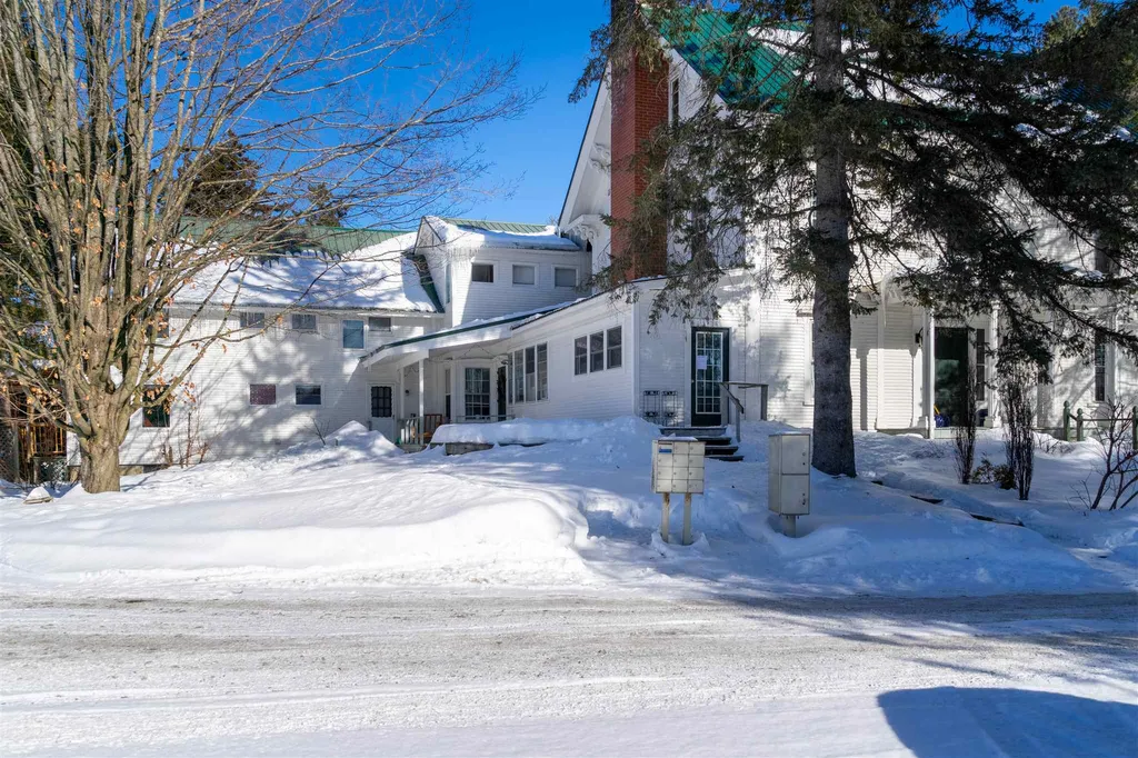 359 Maple Street Stowe VT 05672