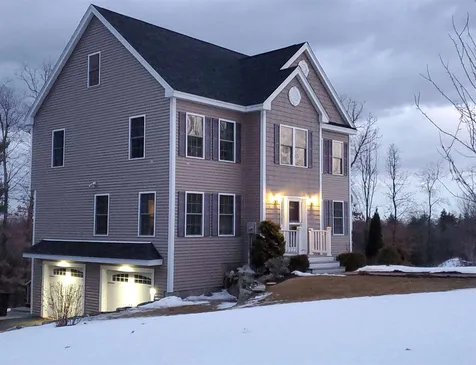 18 Harvest Drive Derry NH 03038