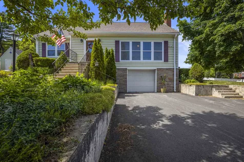 3 Turgeons Lane Somersworth NH 03878