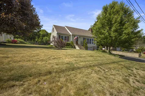 3 Turgeons Lane Somersworth NH 03878