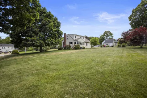 3 Turgeons Lane Somersworth NH 03878
