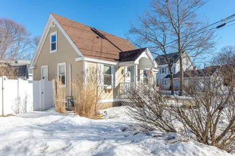11 Acadia Avenue Hampton NH 03842