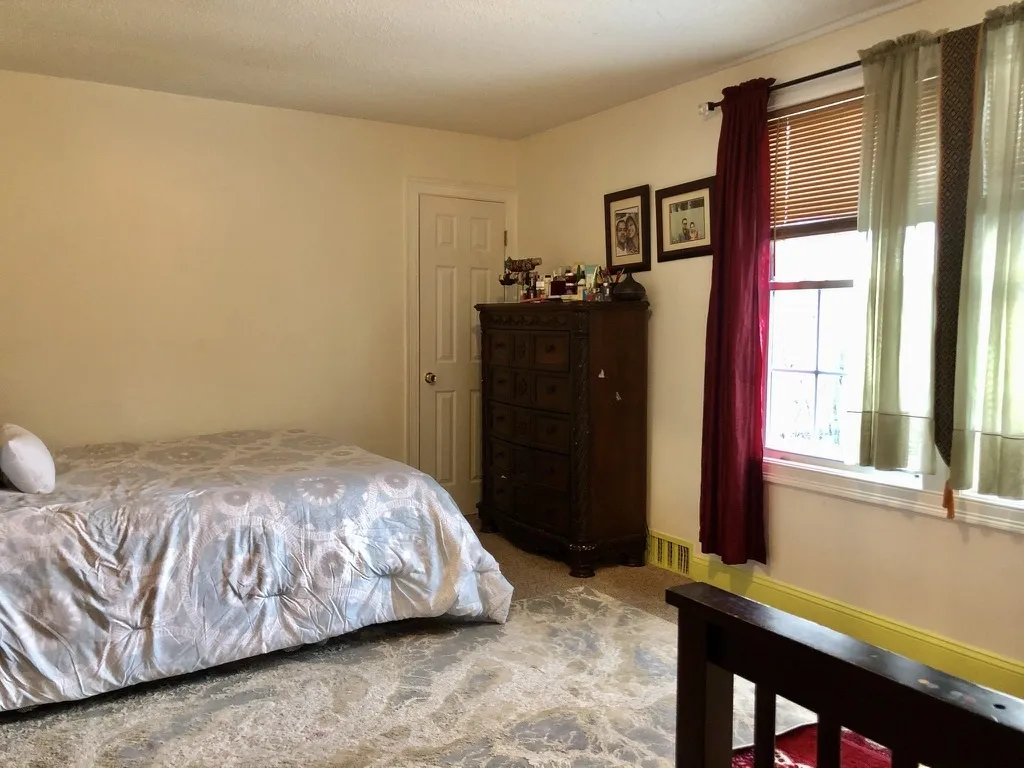 116 Cottage Grove Burlington VT 05408