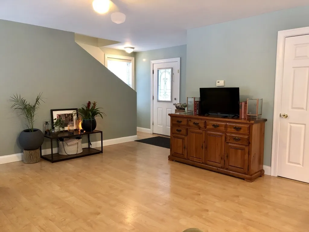 116 Cottage Grove Burlington VT 05408