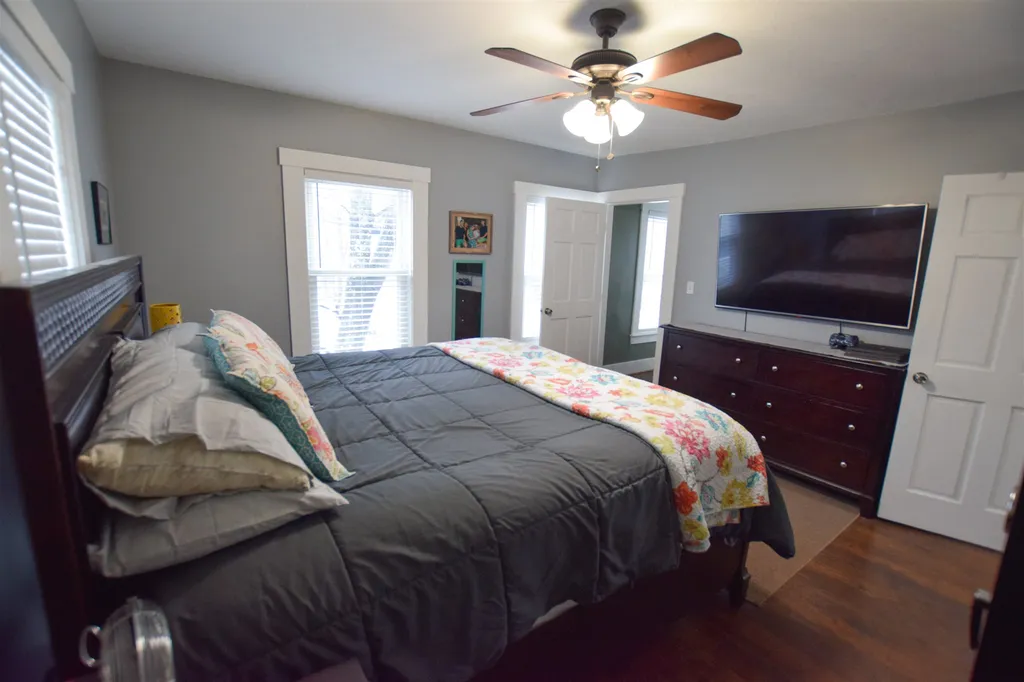 179 Pine Street Laconia NH 03246