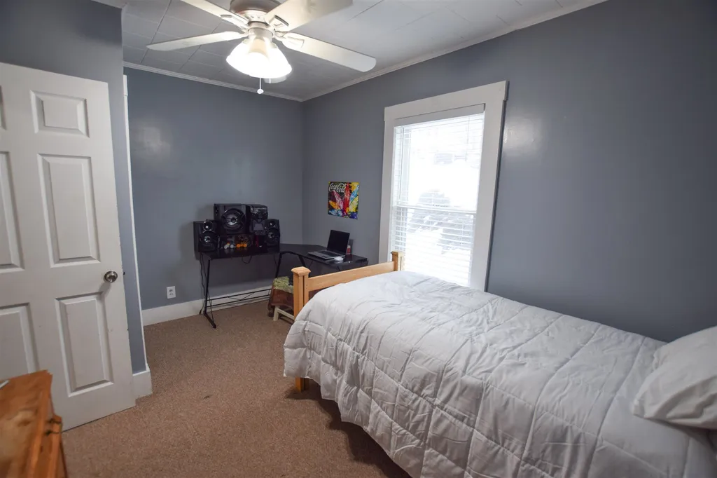 179 Pine Street Laconia NH 03246