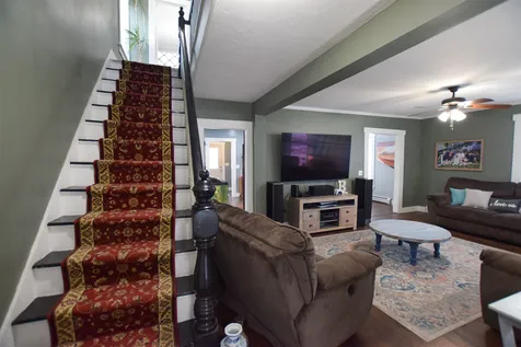 179 Pine Street Laconia NH 03246