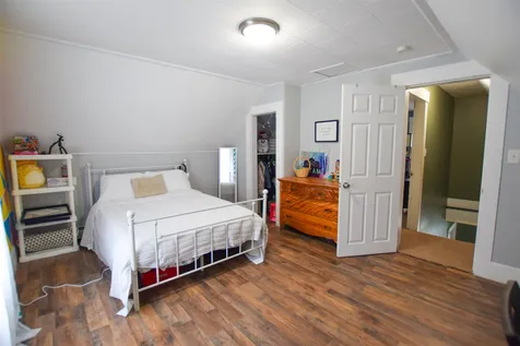 179 Pine Street Laconia NH 03246