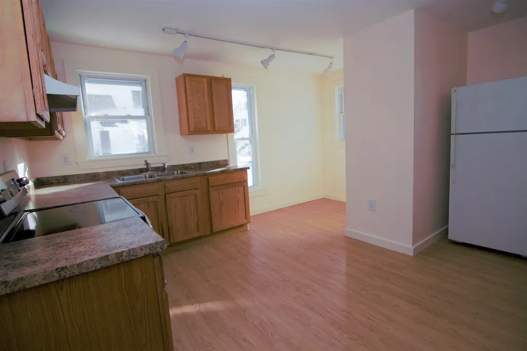 19 Perkins Street Concord NH 03301