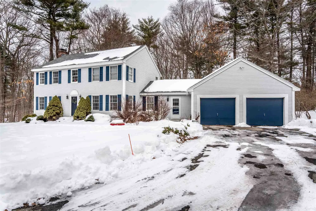 8 Whittier Drive Hampton Falls NH 03844