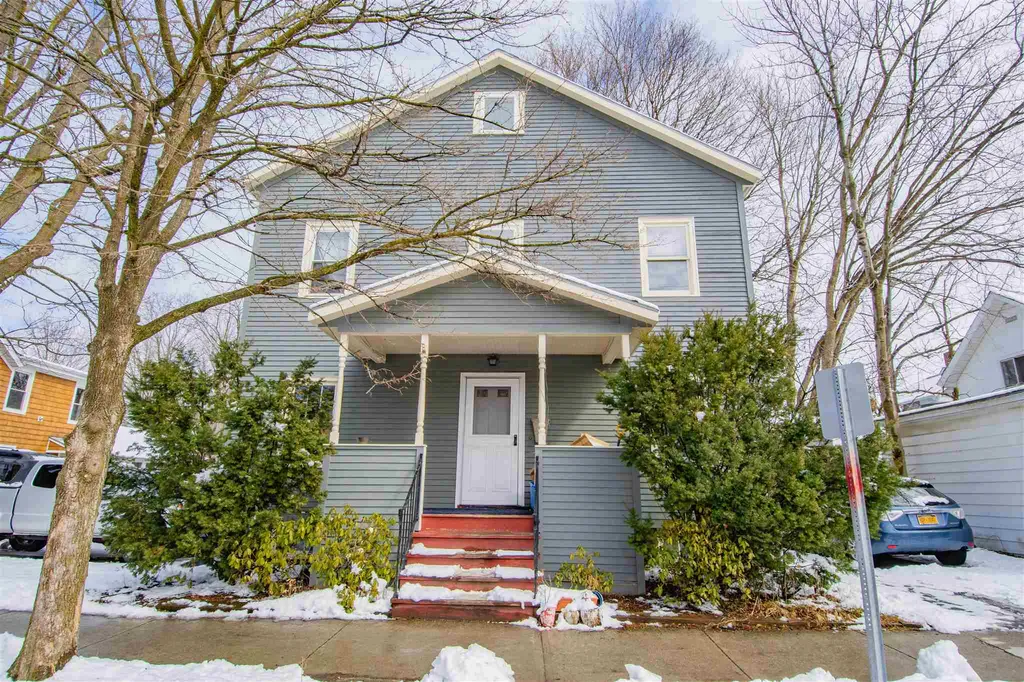 16 School Street Burlington VT 05401