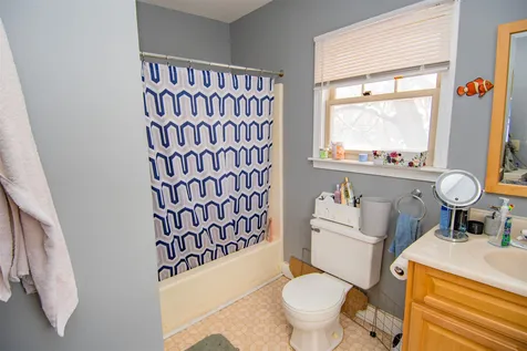 16 School Street Burlington VT 05401